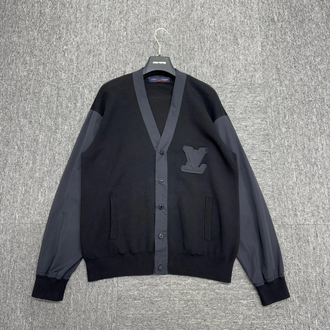 99新 LouisVuitton/路易威登 针织拼接开衫/M码/13140