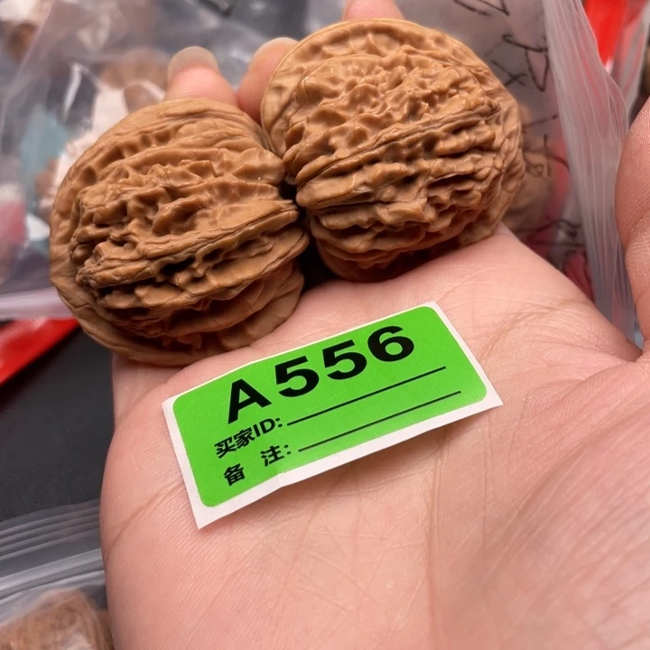 文玩核桃把件核桃