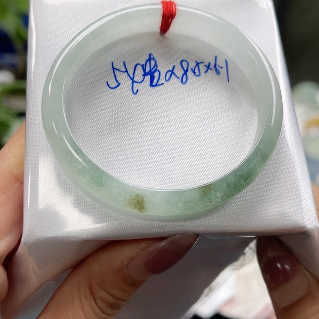 未镶嵌手镯翡翠翡翠