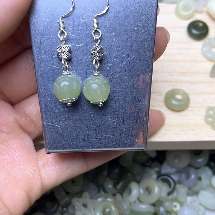 和田玉未镶嵌吊坠(赠链)莲花珠耳环