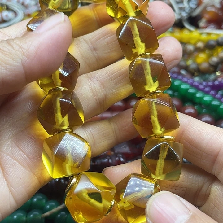 灵***儿玛瑙/玉髓未镶嵌颈饰