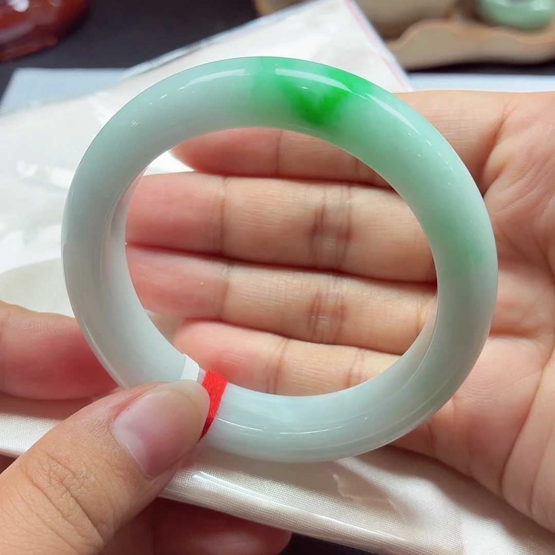 翡翠未镶嵌手镯天然缅甸A货翡翠
