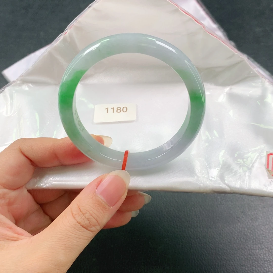 未镶嵌手镯翡翠03