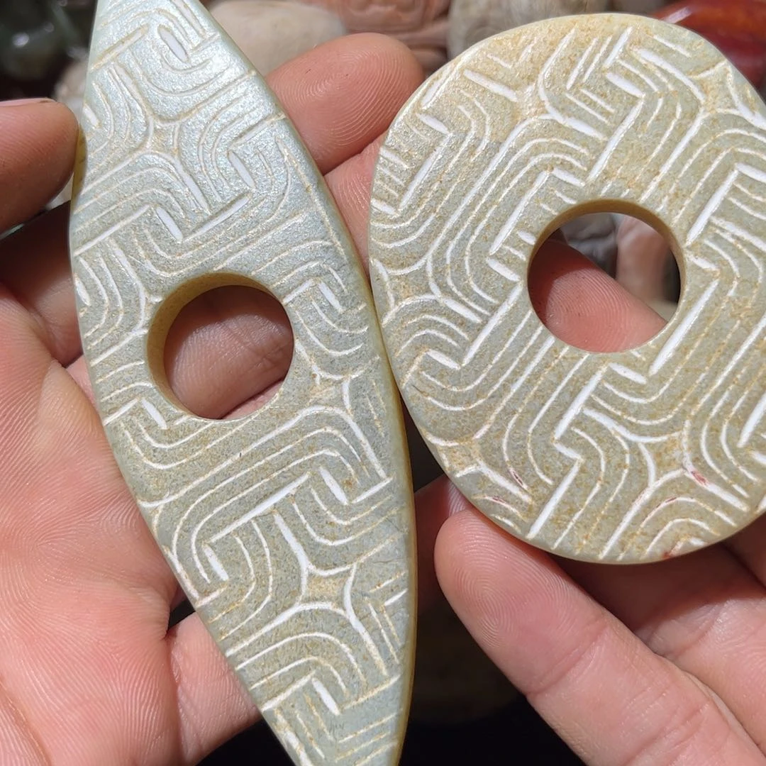 和田玉未镶嵌挂件