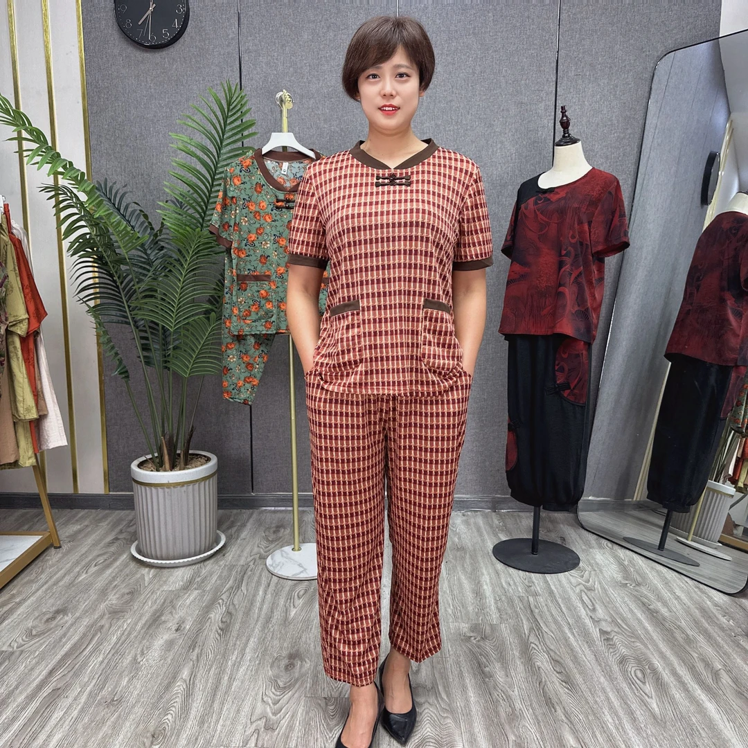 中老年女装中老年妈妈夏季冰丝套装复古国风碎花