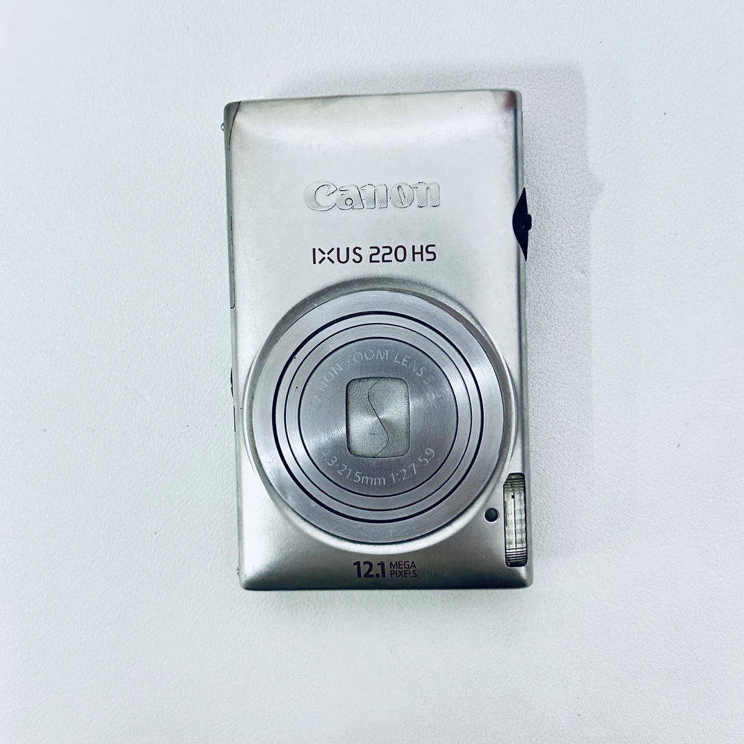 9新 Canon/佳能 ixus220福利款1400w像素可拍实况人像闭眼入座充