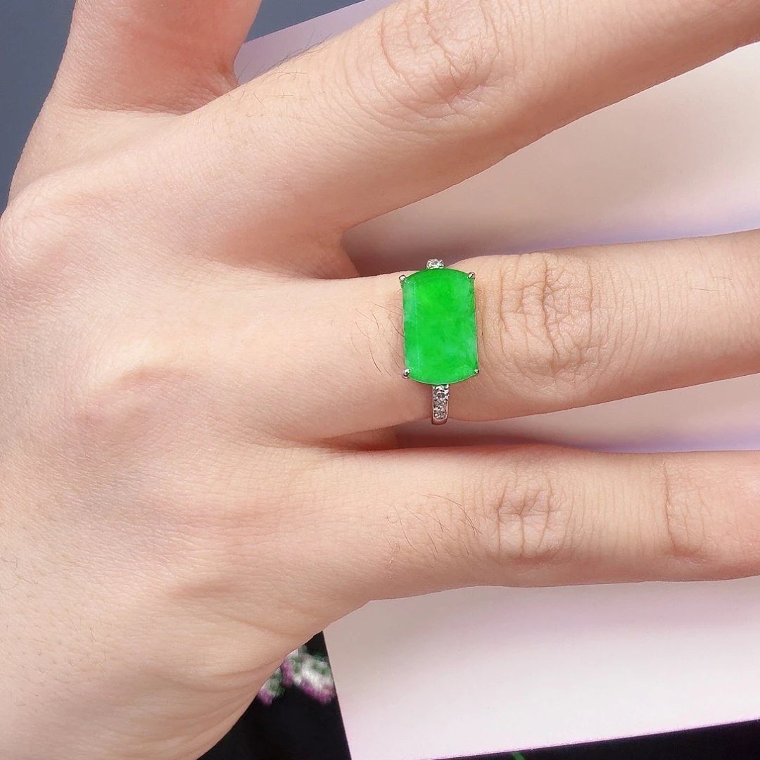 翡翠颈饰18K金镶嵌王*小一件