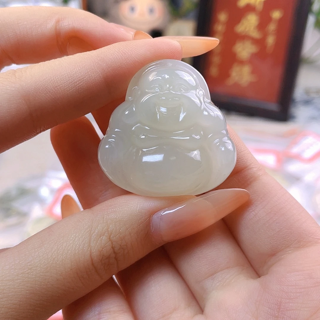 8****吊坠(赠链)未镶嵌和田玉