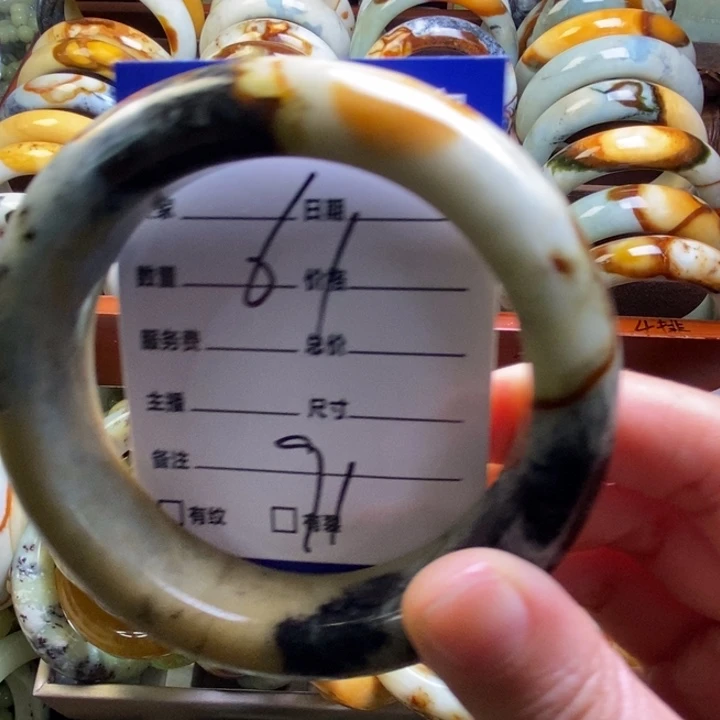 蛇纹石玉手镯未镶嵌沐*曦