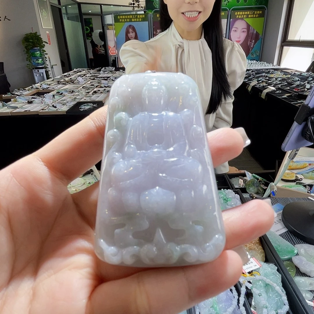 颈饰未镶嵌翡翠一个