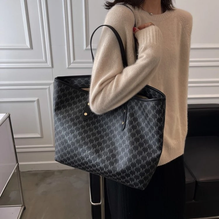 大容量拉链版大包新款洋气百搭单肩手提托特轻便通勤女包包大容量