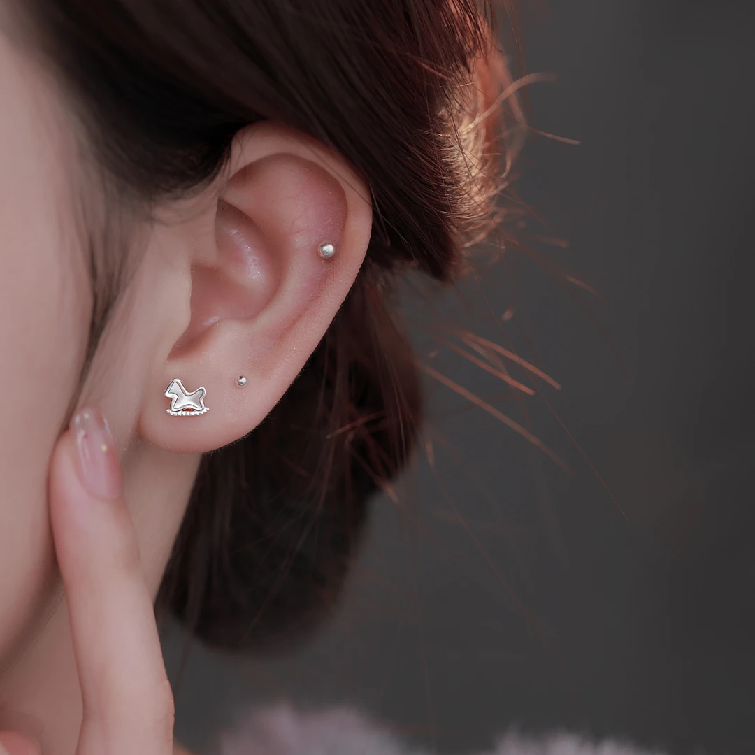 足银耳饰 螺旋木马耳环精致百搭免摘小巧可爱耳钉气质养耳洞耳饰