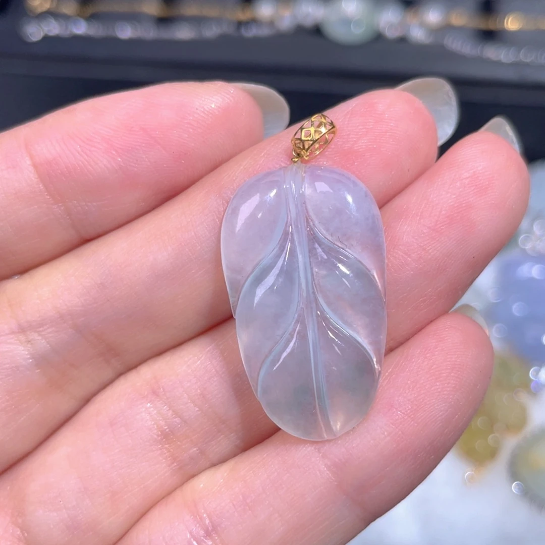 颈饰18K金镶嵌翡翠翡翠