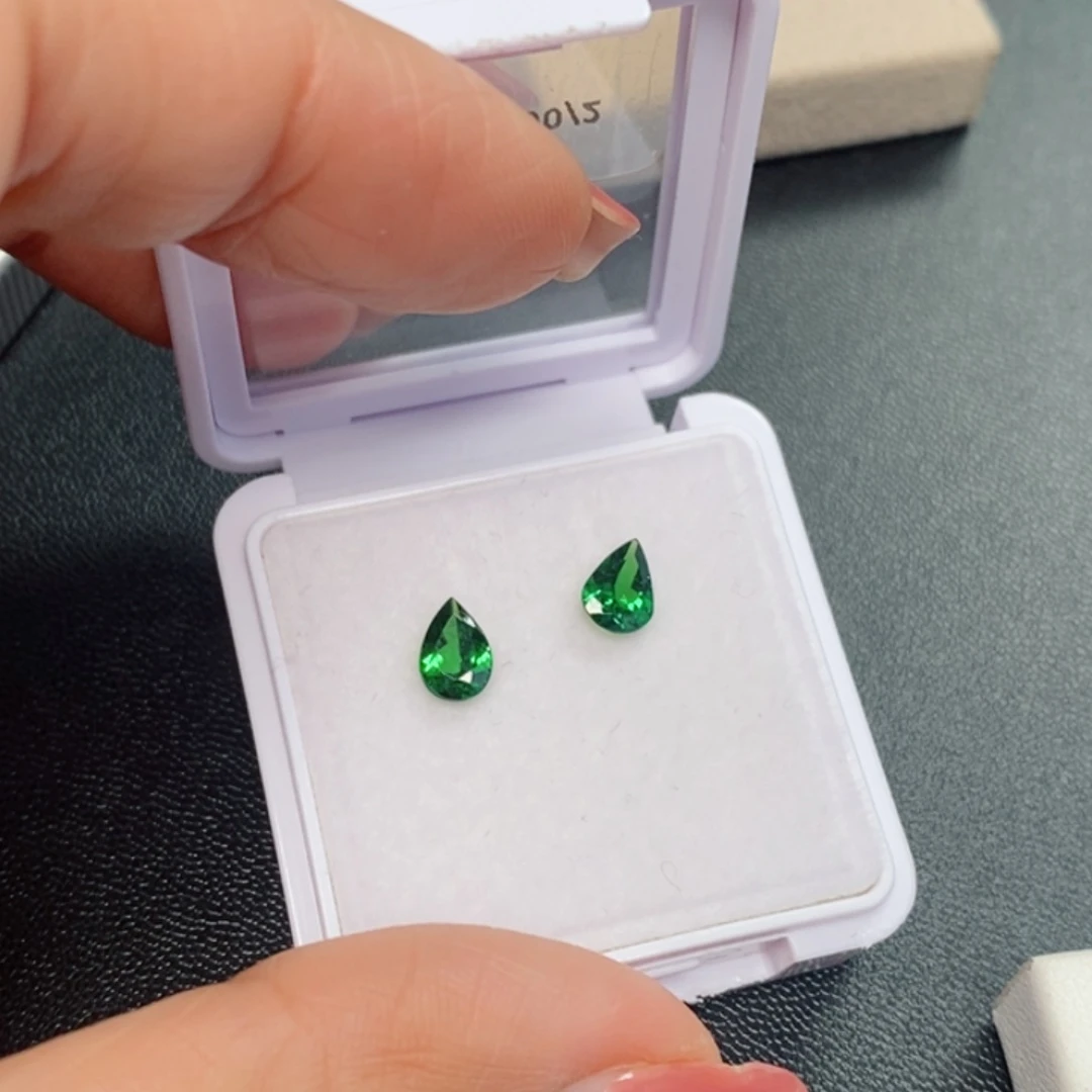 石榴石（沙弗莱）裸石未镶嵌1.2克拉，卡扎尼