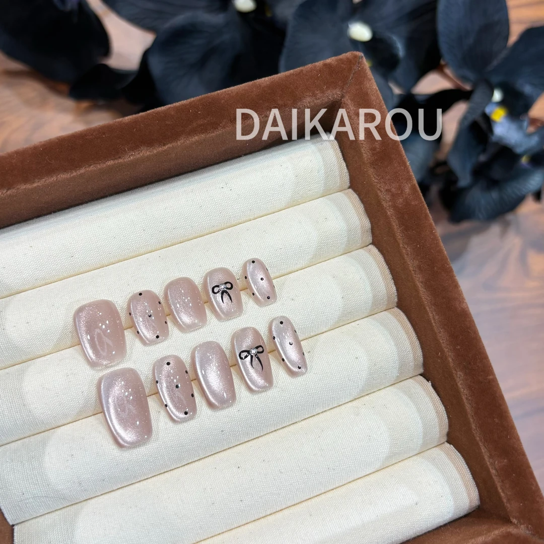 小步舞曲 黛卡柔 新甲型 此度 短椭圆 中椭圆手工穿戴甲10片