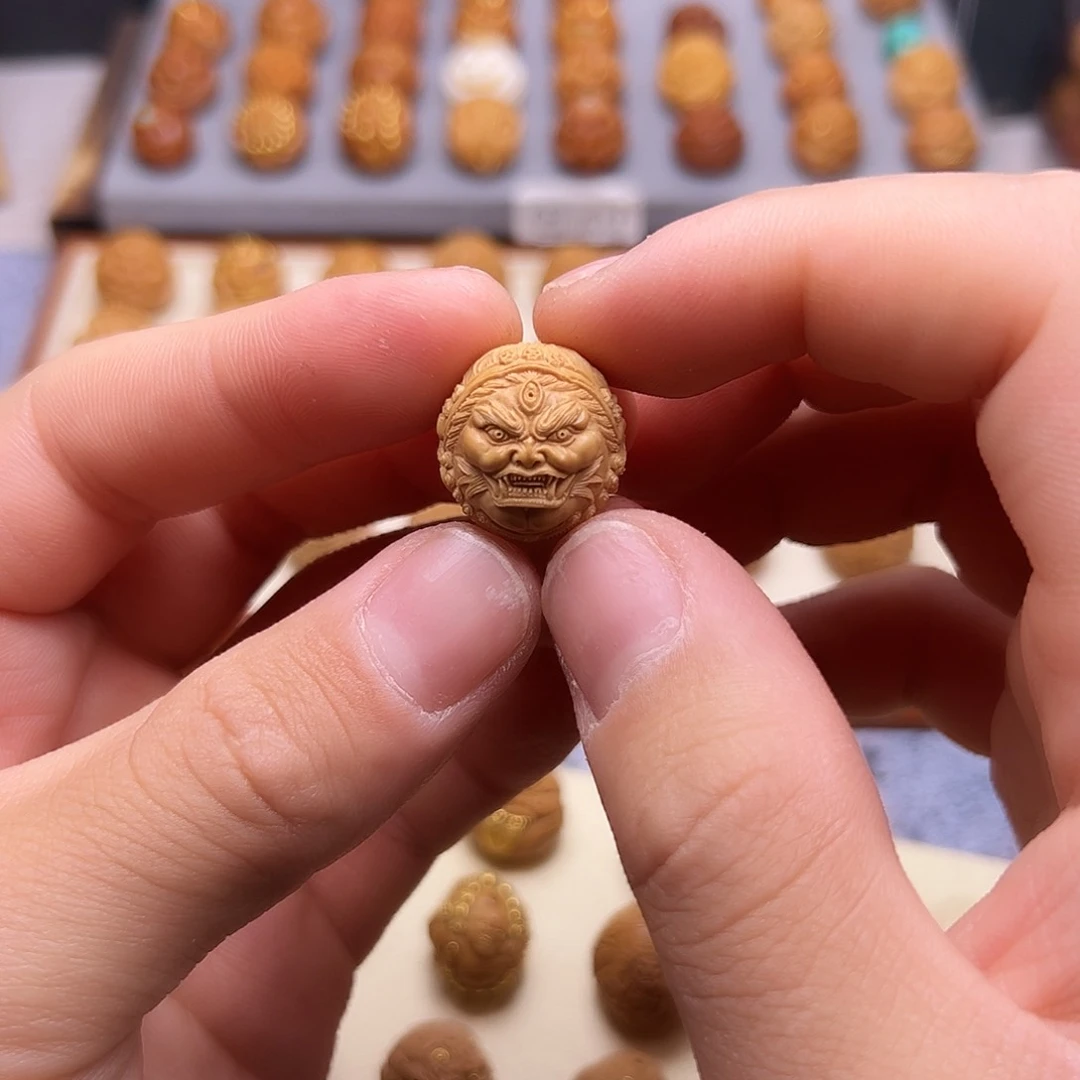 猴头核桃把件大黑天