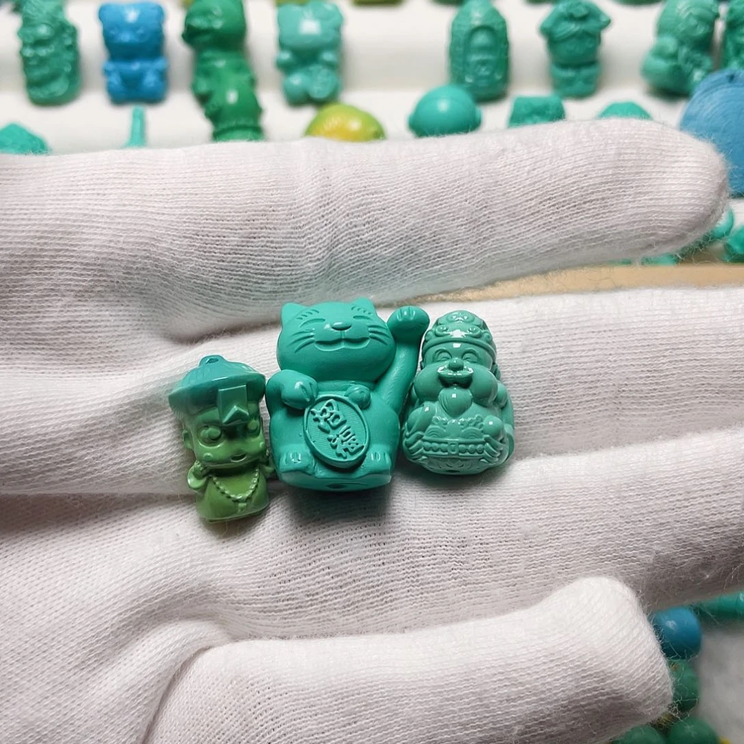 刚*?湖北配饰配珠僵尸，招财猫，小财神