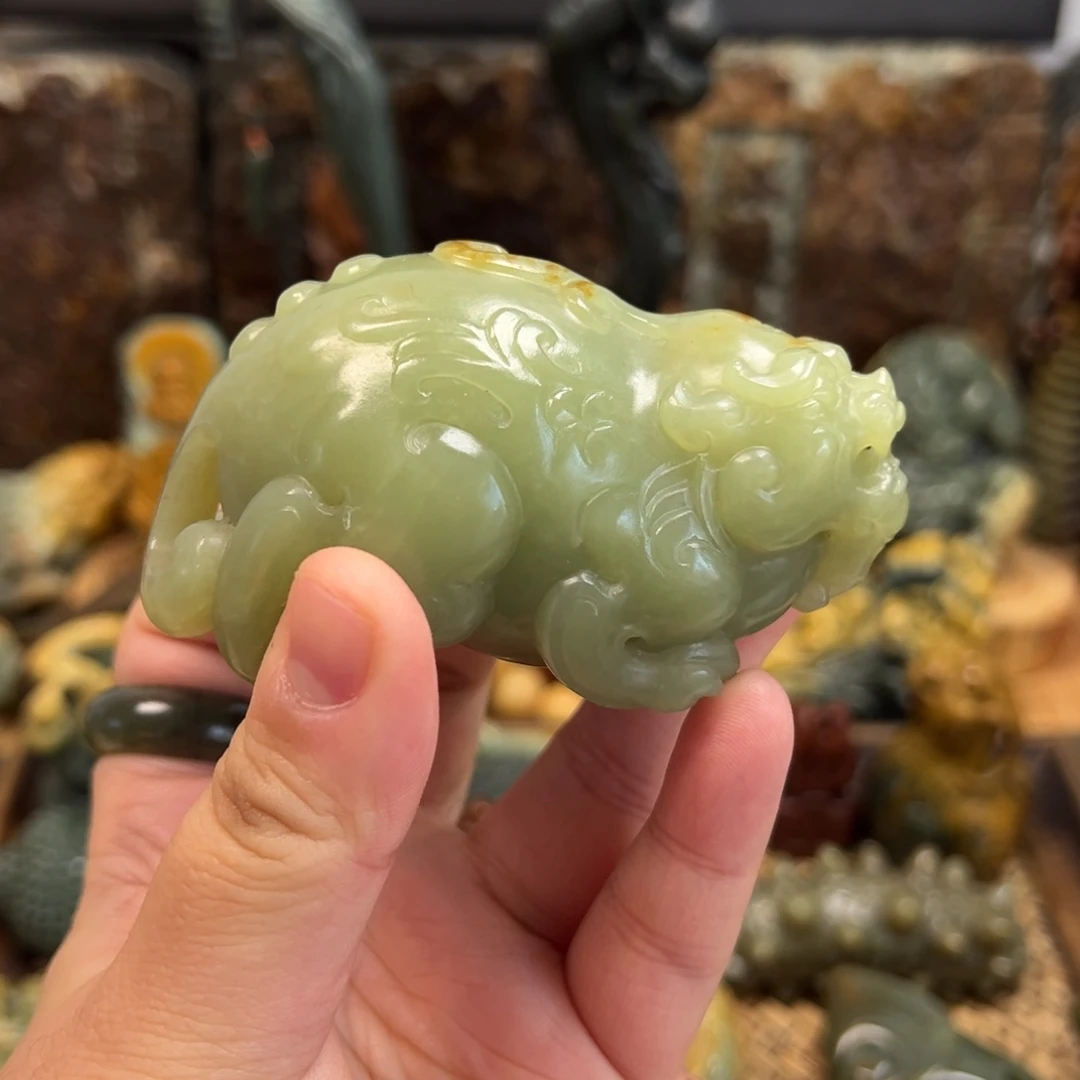 岫岩河磨玉（透闪石质玉）未镶嵌把件