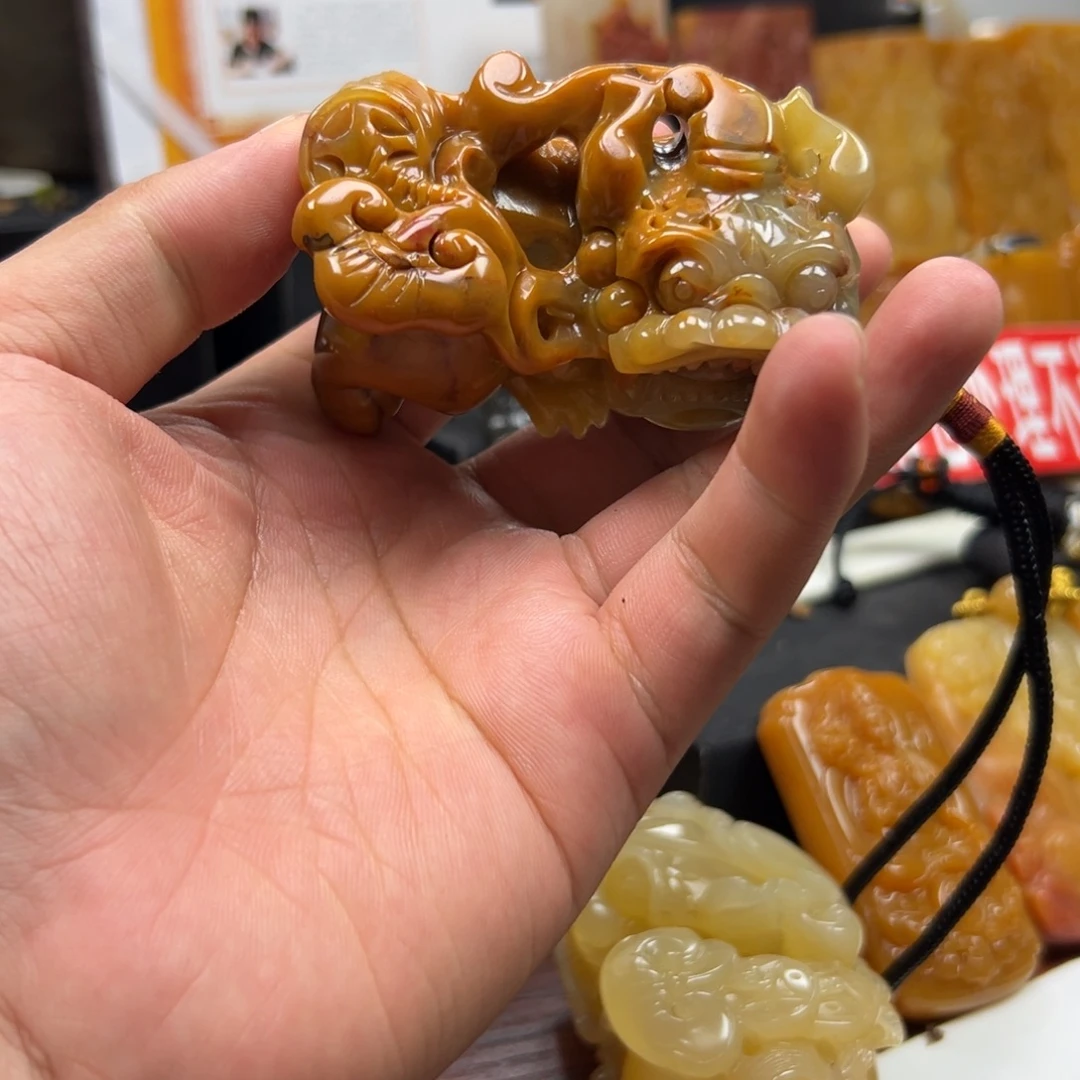 石英质玉（黄龙玉）未镶嵌多样性发货，发其一