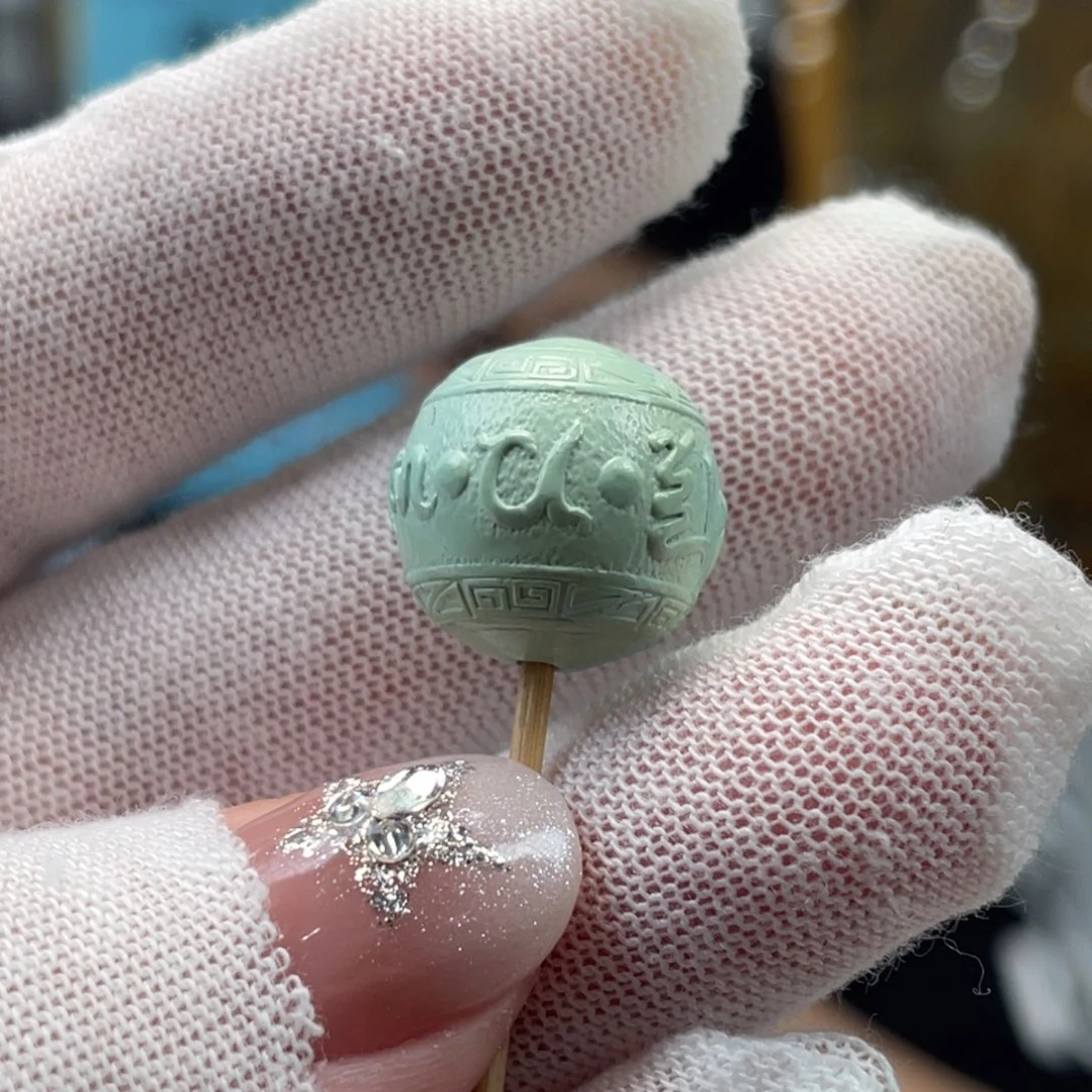 绿松石未镶嵌挂件