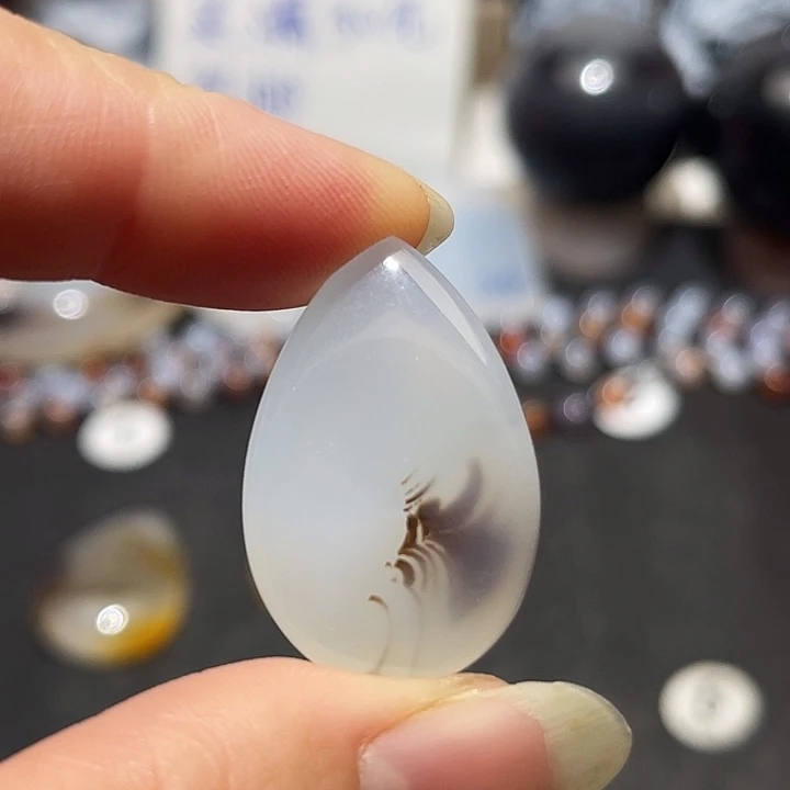 玛瑙/玉髓未镶嵌吊坠(不含链)