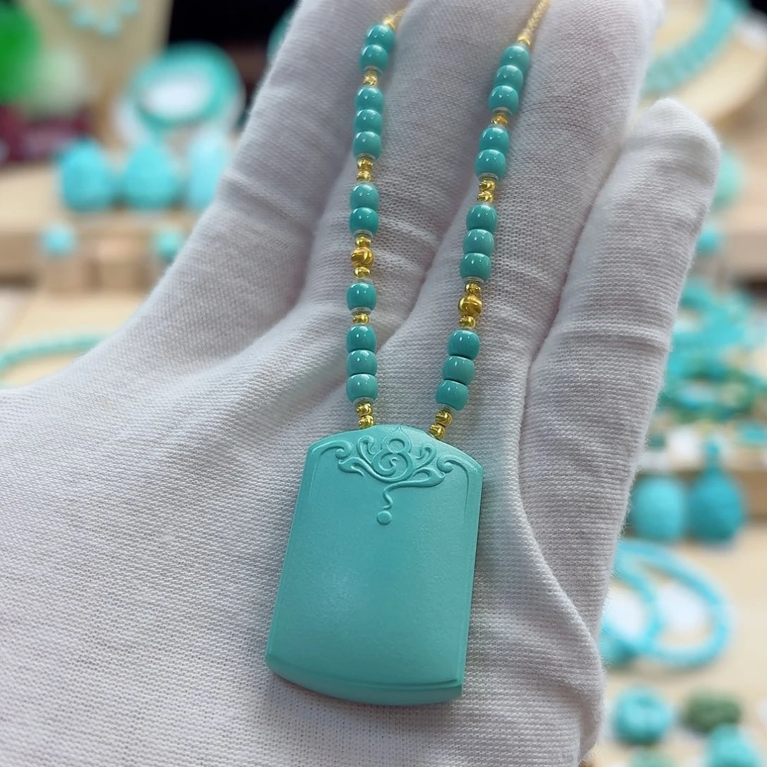 绿松石未镶嵌珠宝奇石