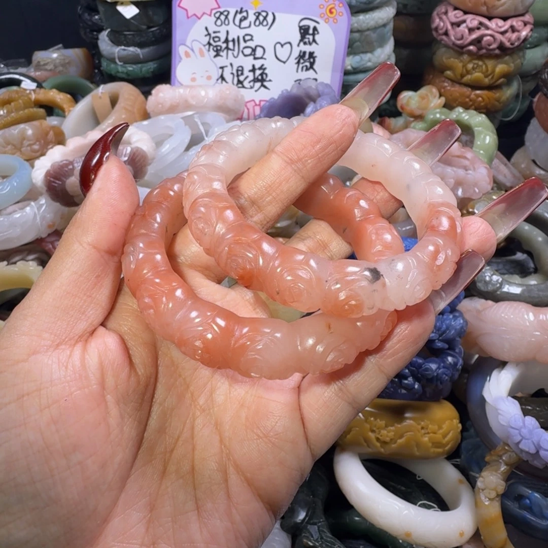 石英质玉（佘太翠）未镶嵌手镯24。5657。一个价