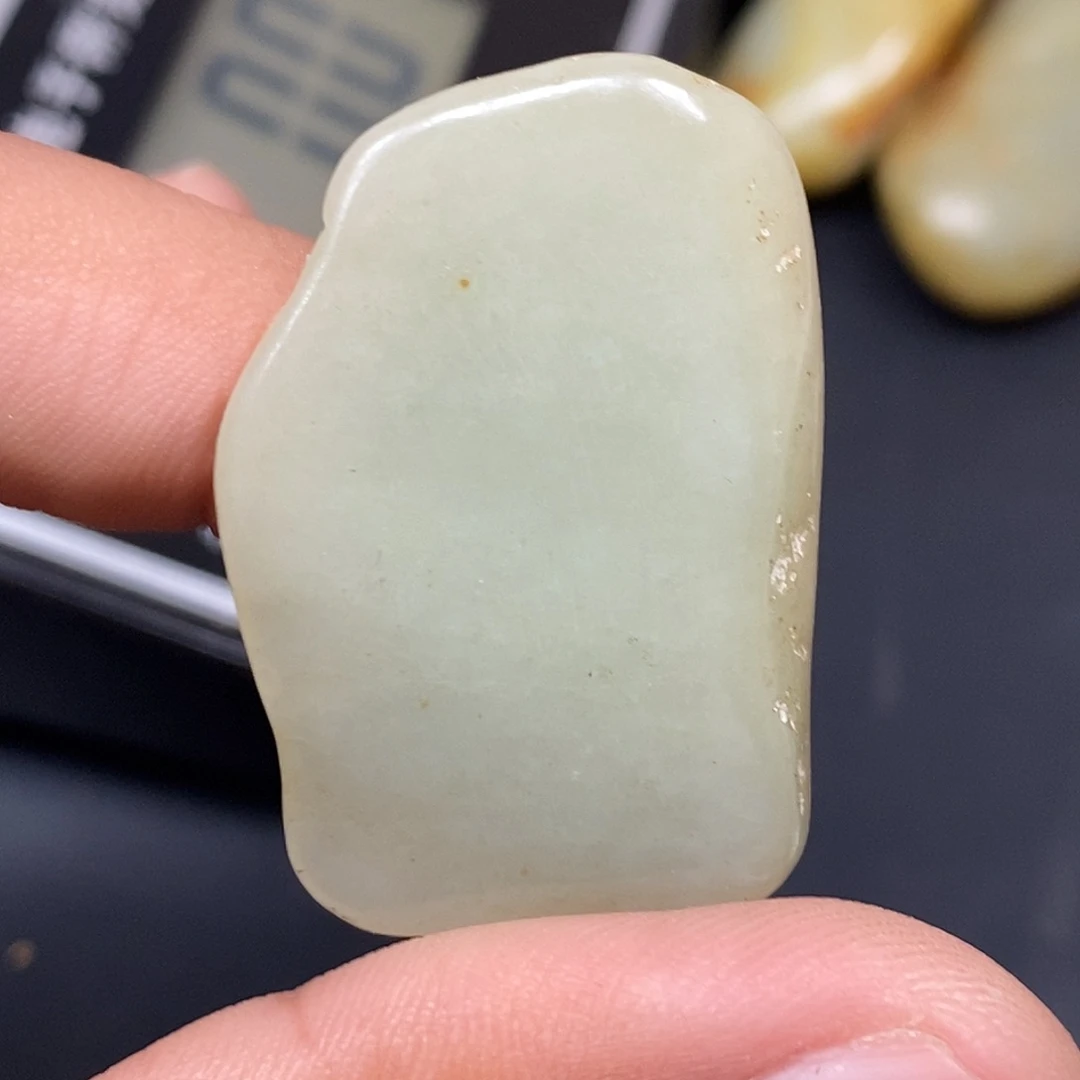 和田玉（糖玉）未镶嵌挂件