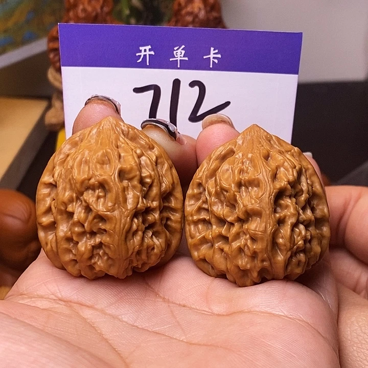 吊坠桃核老树鸡心37无刀痕s