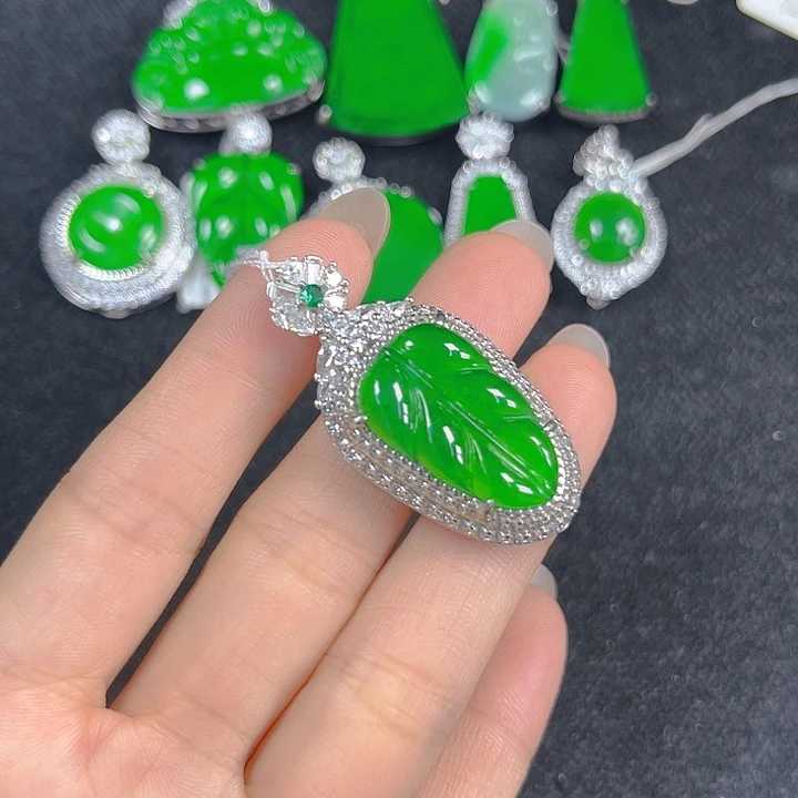 翡翠银S925镶嵌吊坠(不含链)