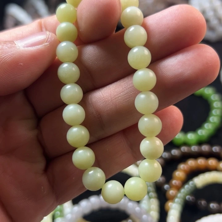 和田玉未镶嵌手串