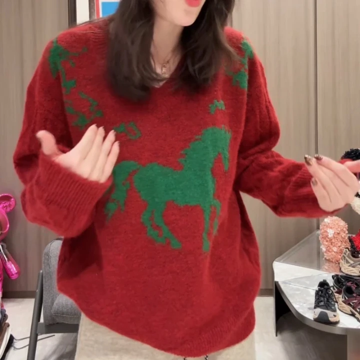 休闲氛围感小马刺绣针织衫2025年冬季新款减龄宽松长袖针织上衣