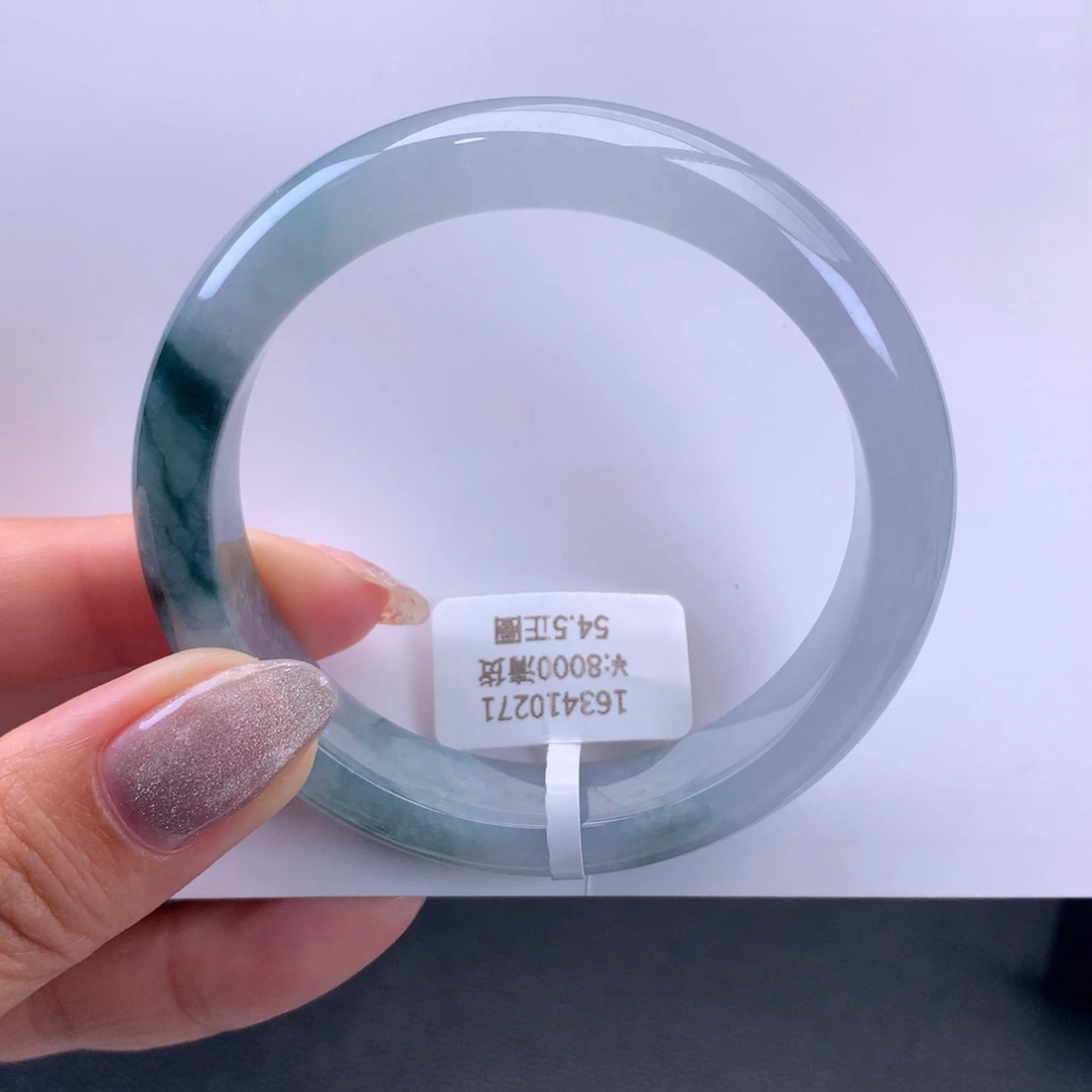 翡翠手镯未镶嵌冰飘花手镯