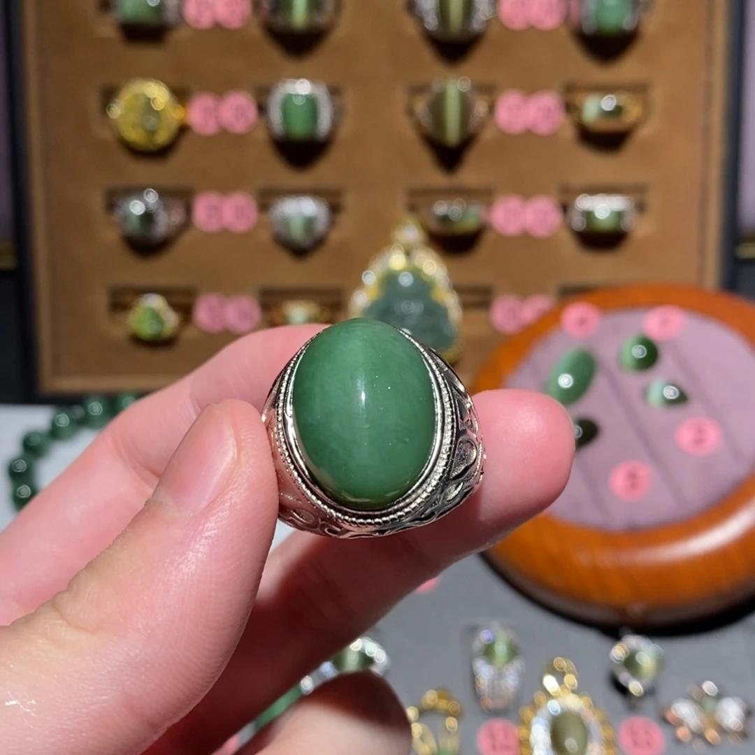 和田玉未镶嵌戒指