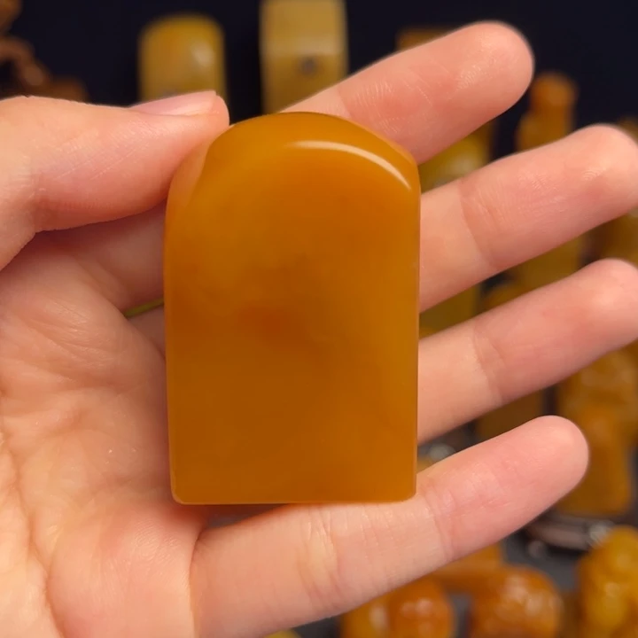 田黄石题材：工艺品