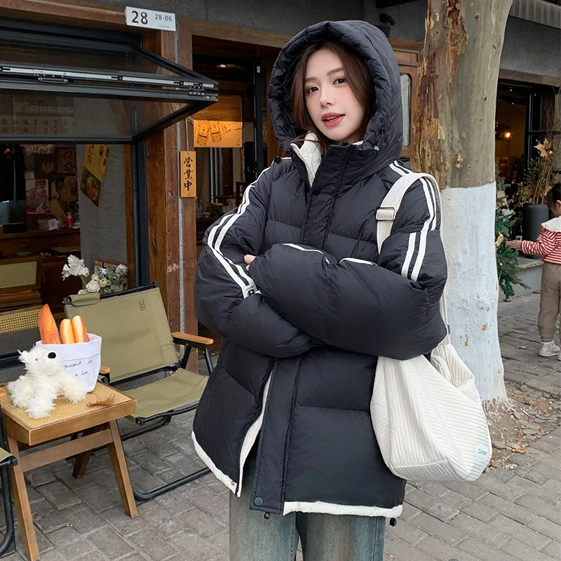 韩版连帽黑色标90羽绒服女2025年冬季新款学院风显瘦白鸭绒外套