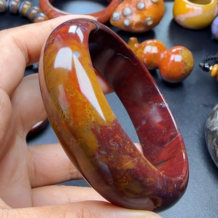 智***缘未镶嵌玛瑙/玉髓珠宝奇石