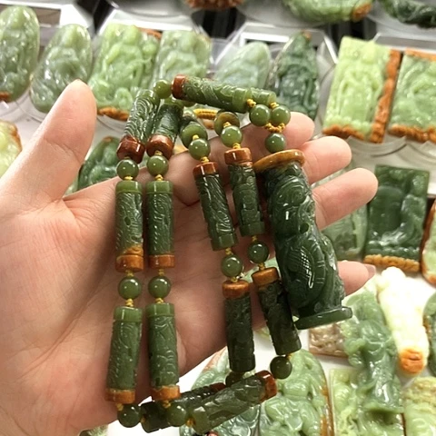 未镶嵌和田玉挂件