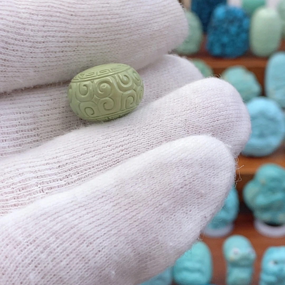 未镶嵌绿松石珠宝奇石