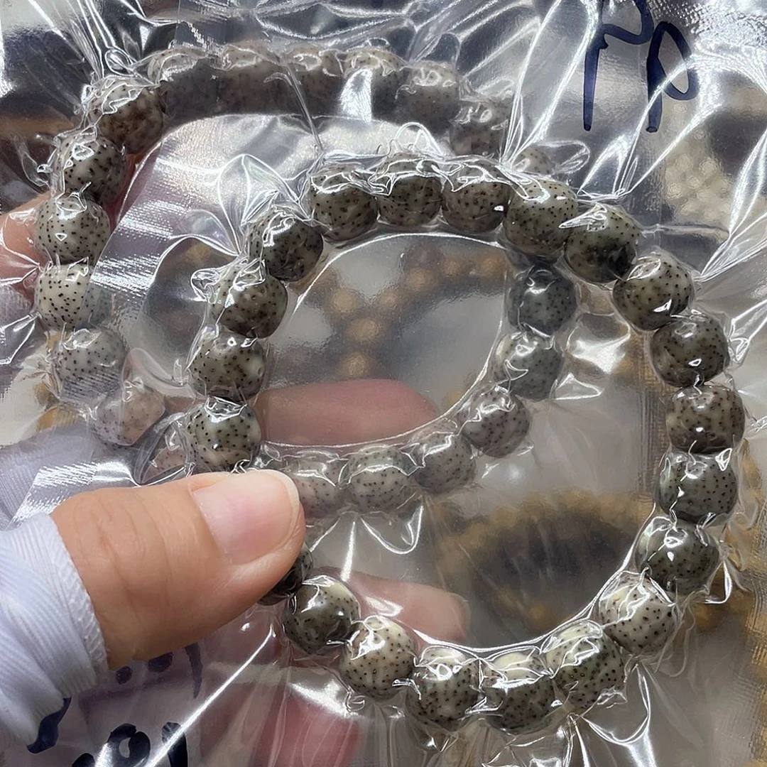 吊坠星月菩提石玉料糯冰灰小细星卡10.8