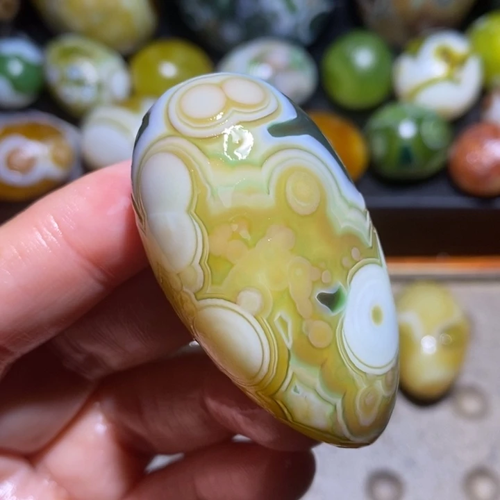未镶嵌玛瑙/玉髓珠宝半成品104