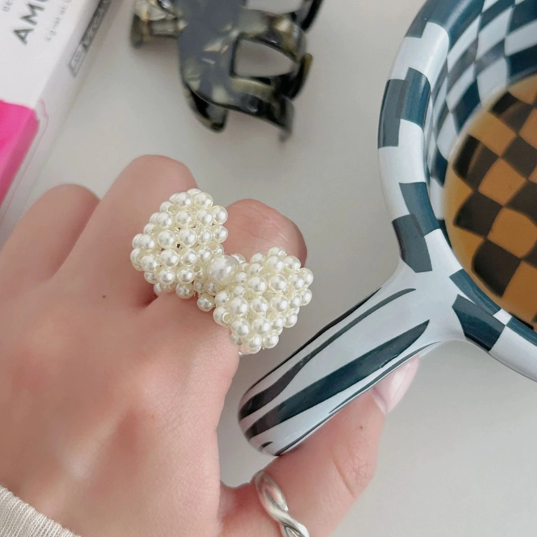 非金属仿珍珠戒指 可爱珍珠蝴蝶结甜美百搭弹力编织戒指饰品ins