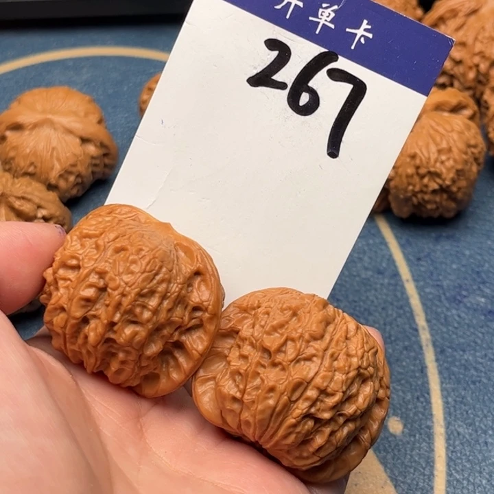 吊坠文玩核桃雨**辰血麒麟 42精修 267