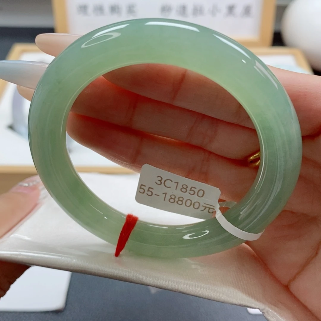 翡翠未镶嵌手镯天然A货翡翠手镯