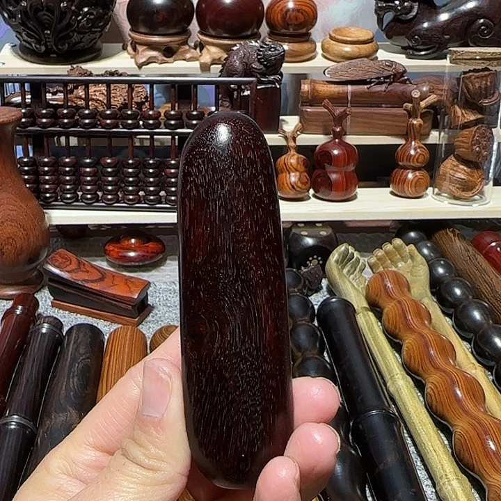 木灵****?檀香紫檀，印度小叶紫檀