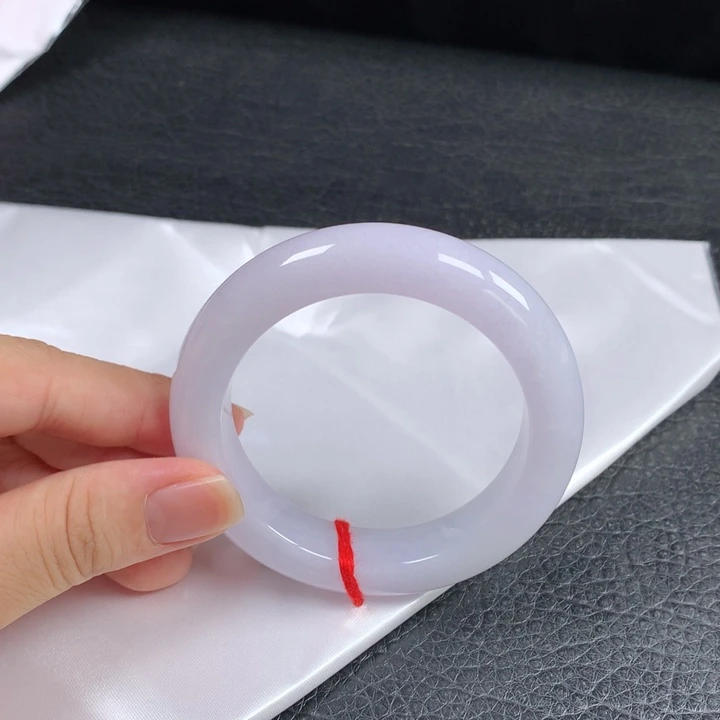 翡翠未镶嵌手镯