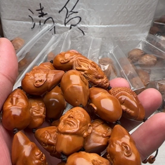 张***杰手串橄榄核橄榄核工艺品