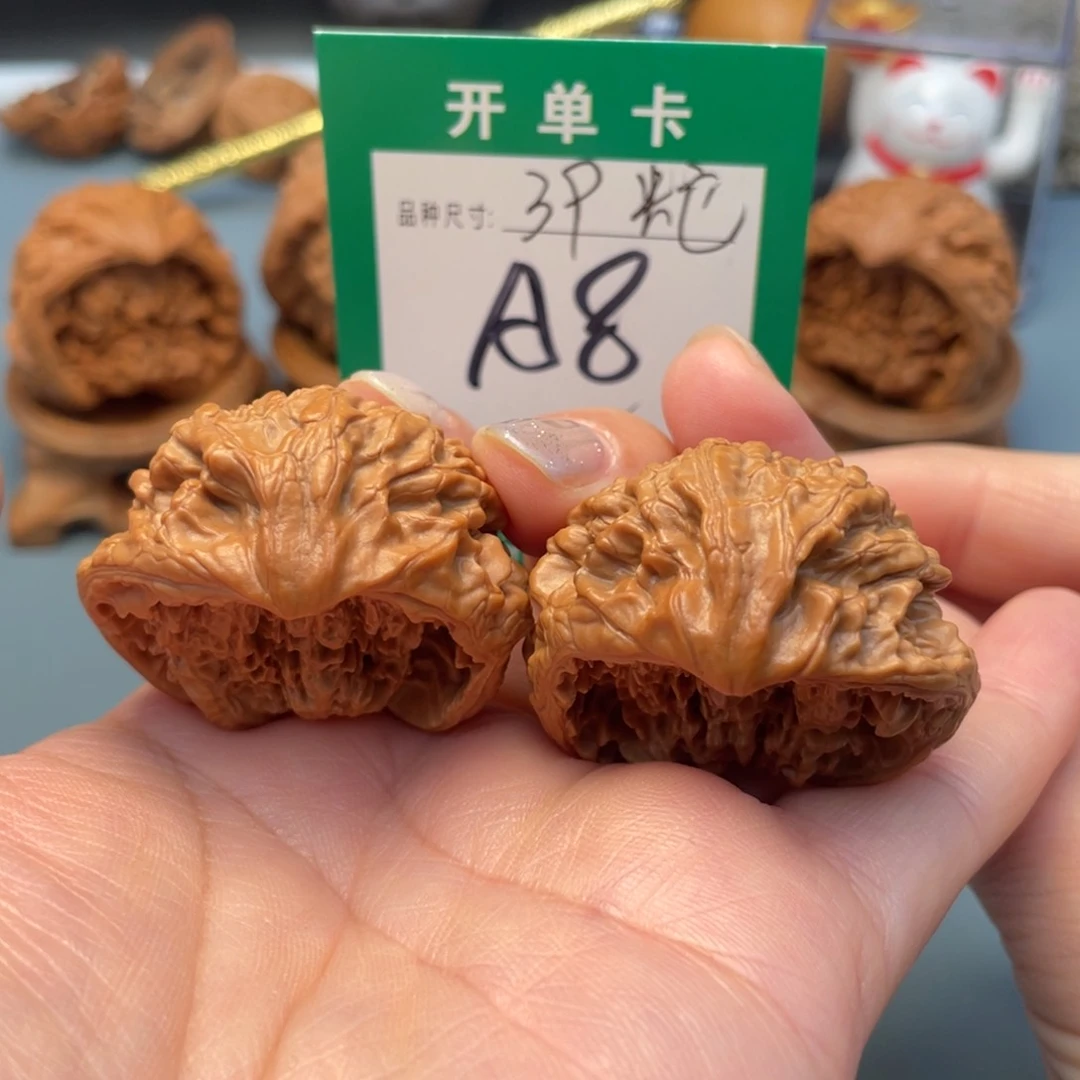 吊坠桃核文玩核桃