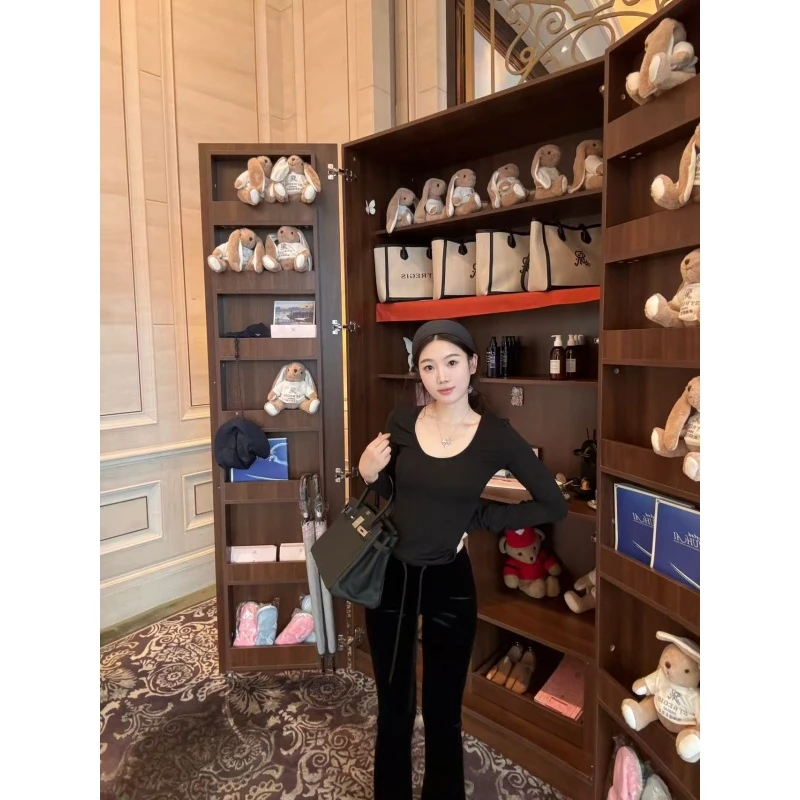 一只雪雪【慵懒黑巧】新款秋季气质休闲百搭丝绒黑色外穿微喇裤