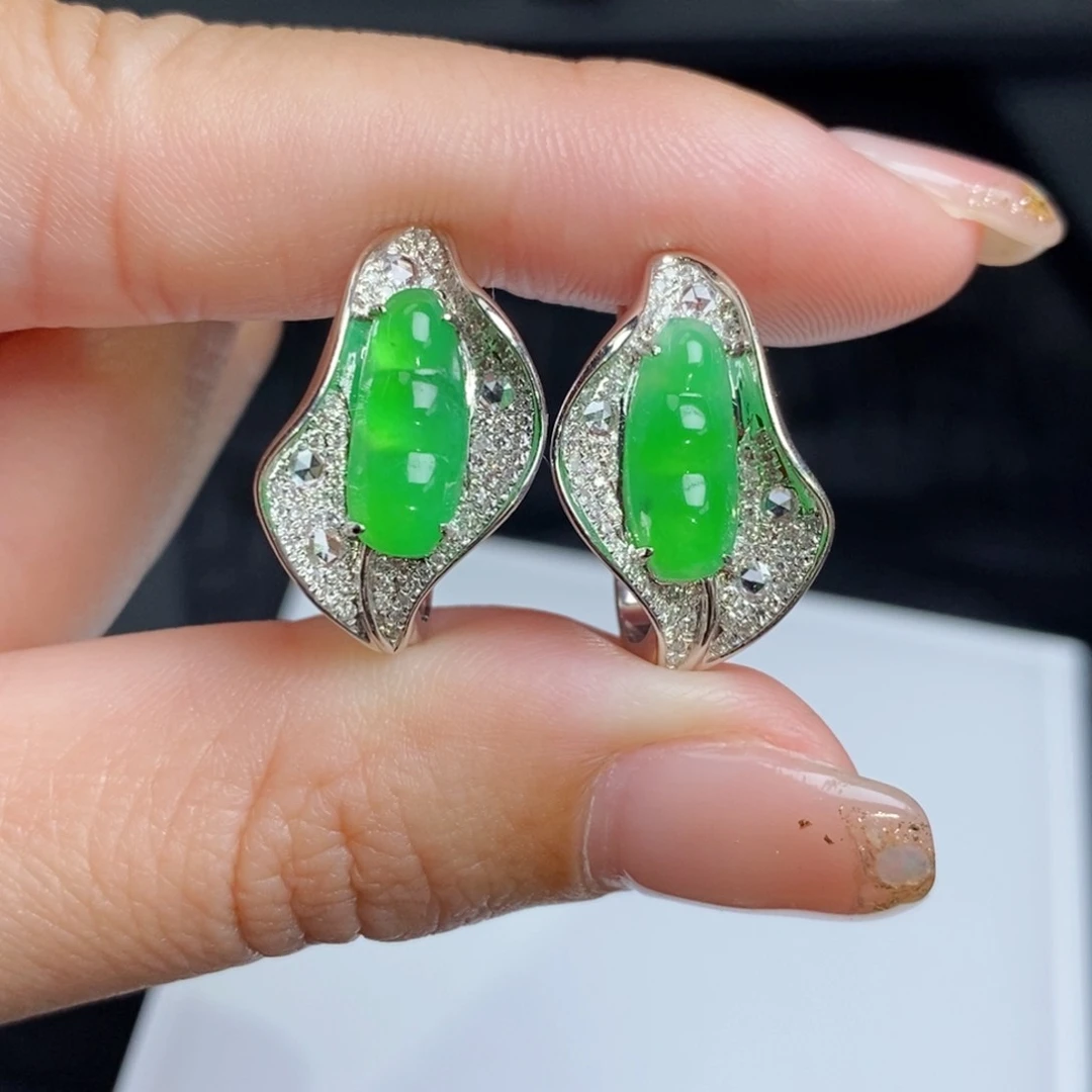 翡翠18K金镶嵌耳饰福豆